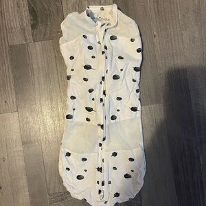 Happiest Baby White Swaddle with Black Dots